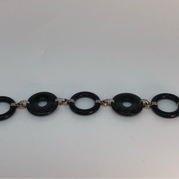 Light weight Brighton Bracelet - Picture 5 of 6